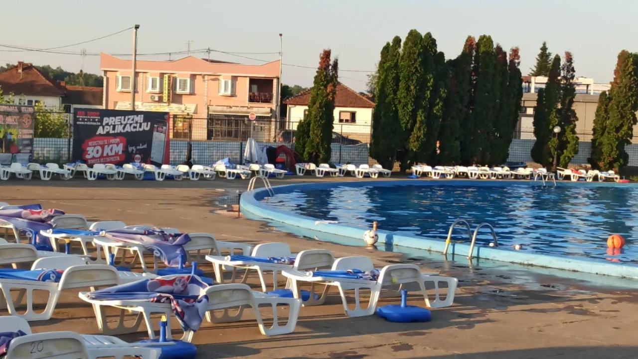 Royal Apartmani Bosanski Samac المظهر الخارجي الصورة