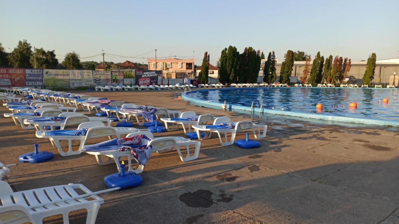 Royal Apartmani Bosanski Samac المظهر الخارجي الصورة