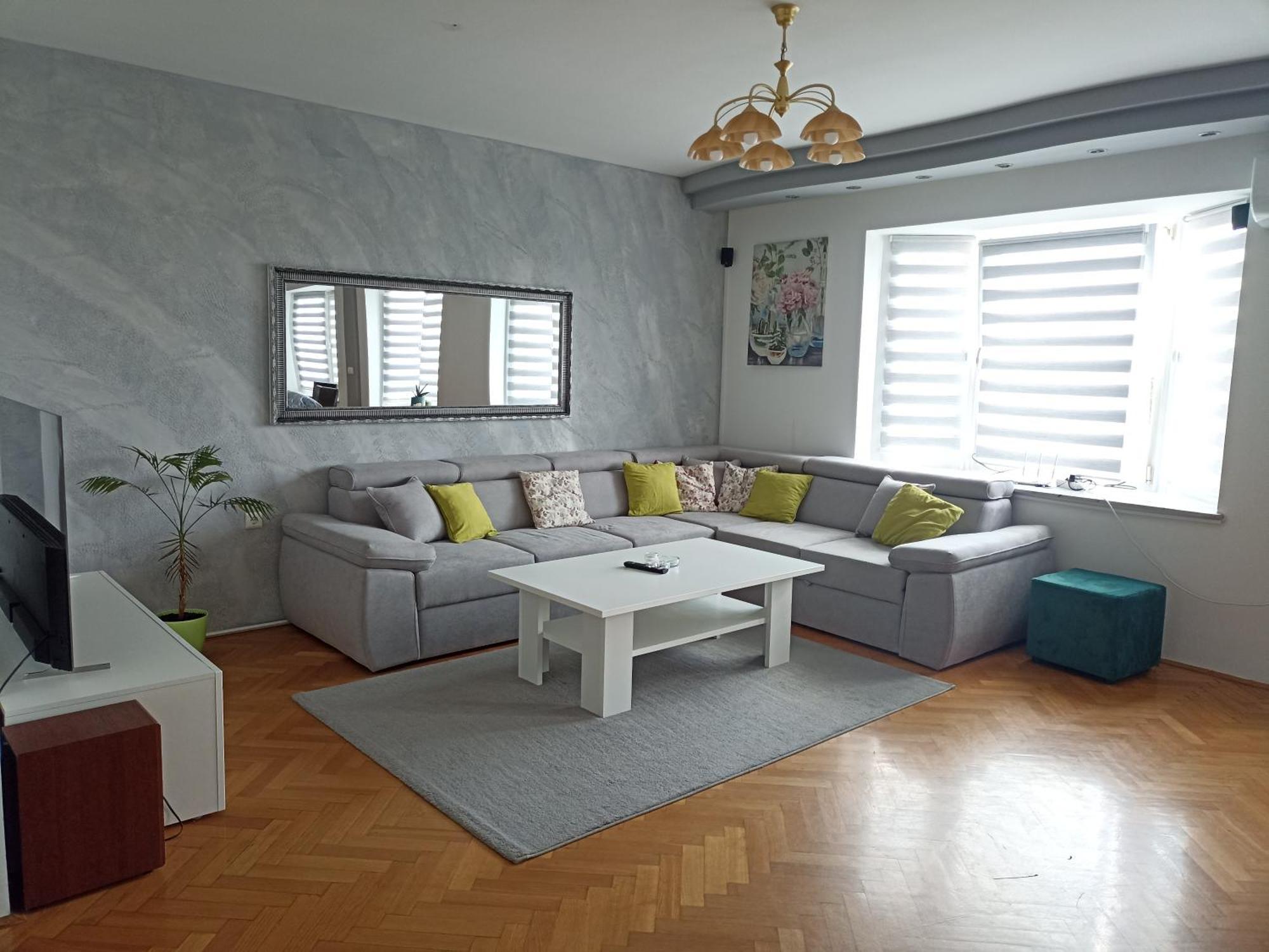 Royal Apartmani Bosanski Samac المظهر الخارجي الصورة